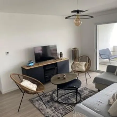 Spacieux 80m² A St Pierre D'oleron, 2 Chambres, Terrasse, Parking, Centre-ville - Fr-1-778-28 サン・ピエール・ドレロン